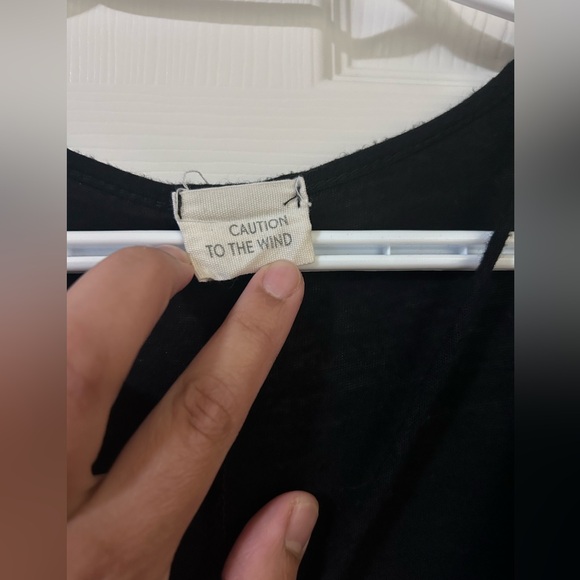 Caution to the Wind Top - Picture 6 of 9